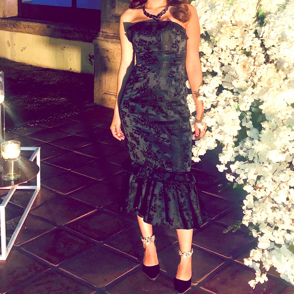 C/MEO Formal dark navy dress